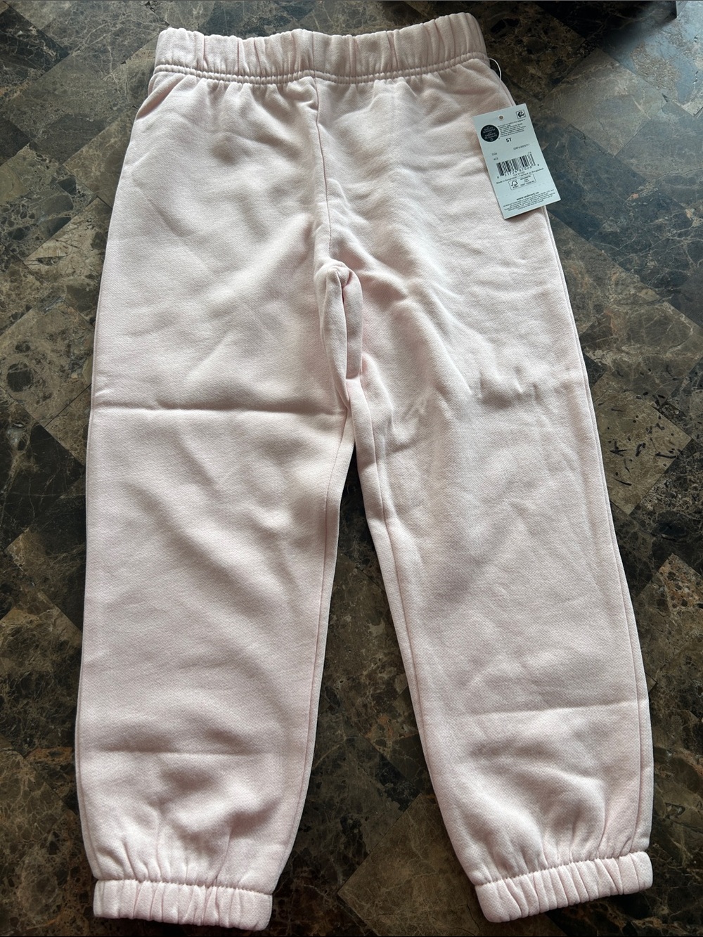 NWT 🆕 Girls’ Light Pink Jogging Pants size 5T